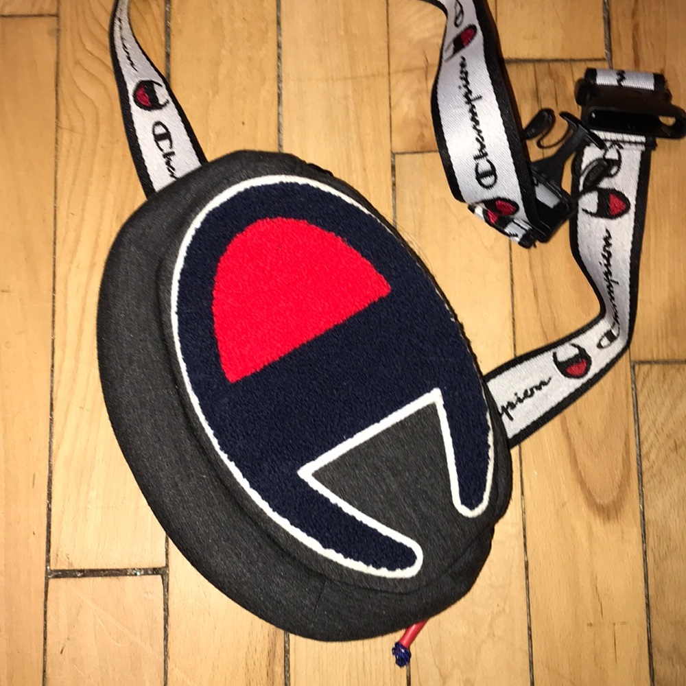 CHAMPION Fanny pack